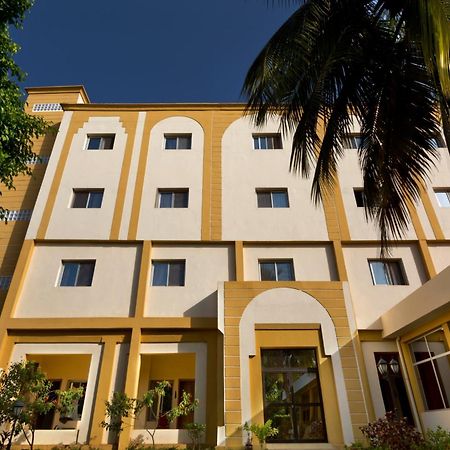 Dunia Hotel Bamako Centre Экстерьер фото