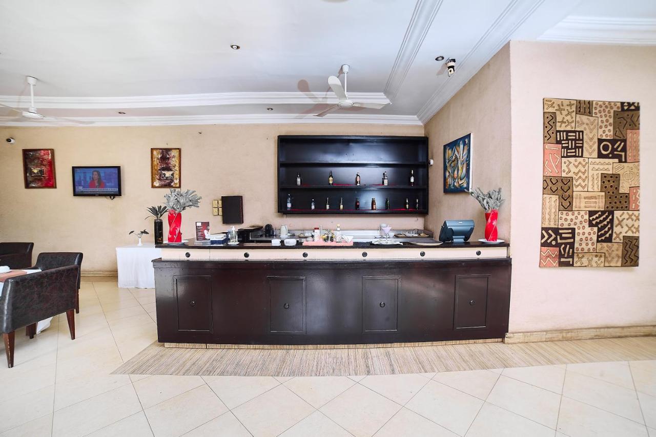 Dunia Hotel Bamako Centre Экстерьер фото